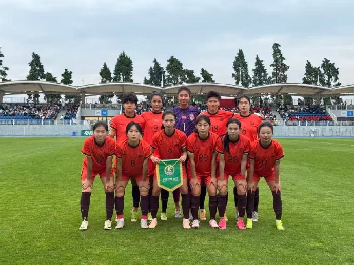 周欣怡曾雨佳破门，中国U20女足2-1取胜朝鲜U20女足