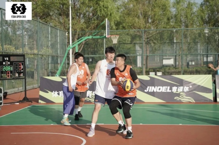 众睿矿山夺FIBA Open 3×3杭锦旗站男子组冠军 草根队青少年组登顶