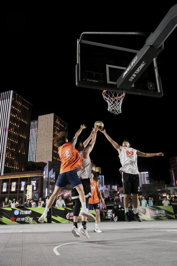 FIBA Open 3×3东胜分站战罢 黑色闪电与海底小纵队分获组别冠军