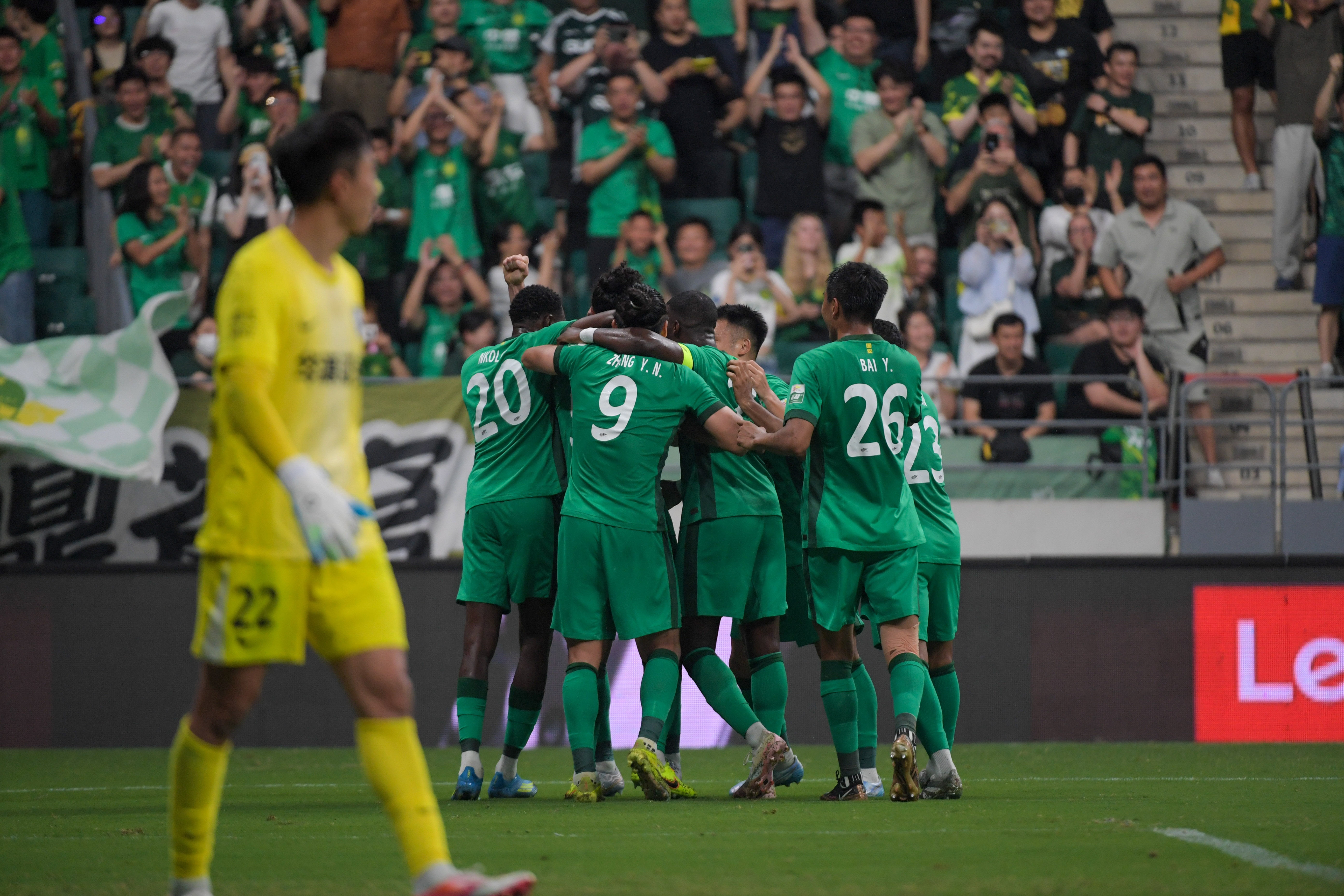 国安近8轮6胜2平进19球失8球 客场4-2击败津门虎