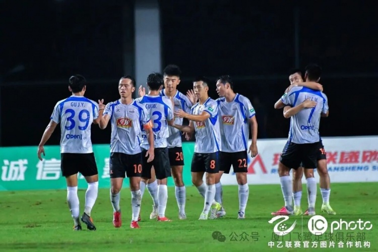 客场2-0力克江西庐山 厦门飞鹭终结6轮不胜 客场2-0力克江西庐山 厦门飞鹭终结6轮不胜