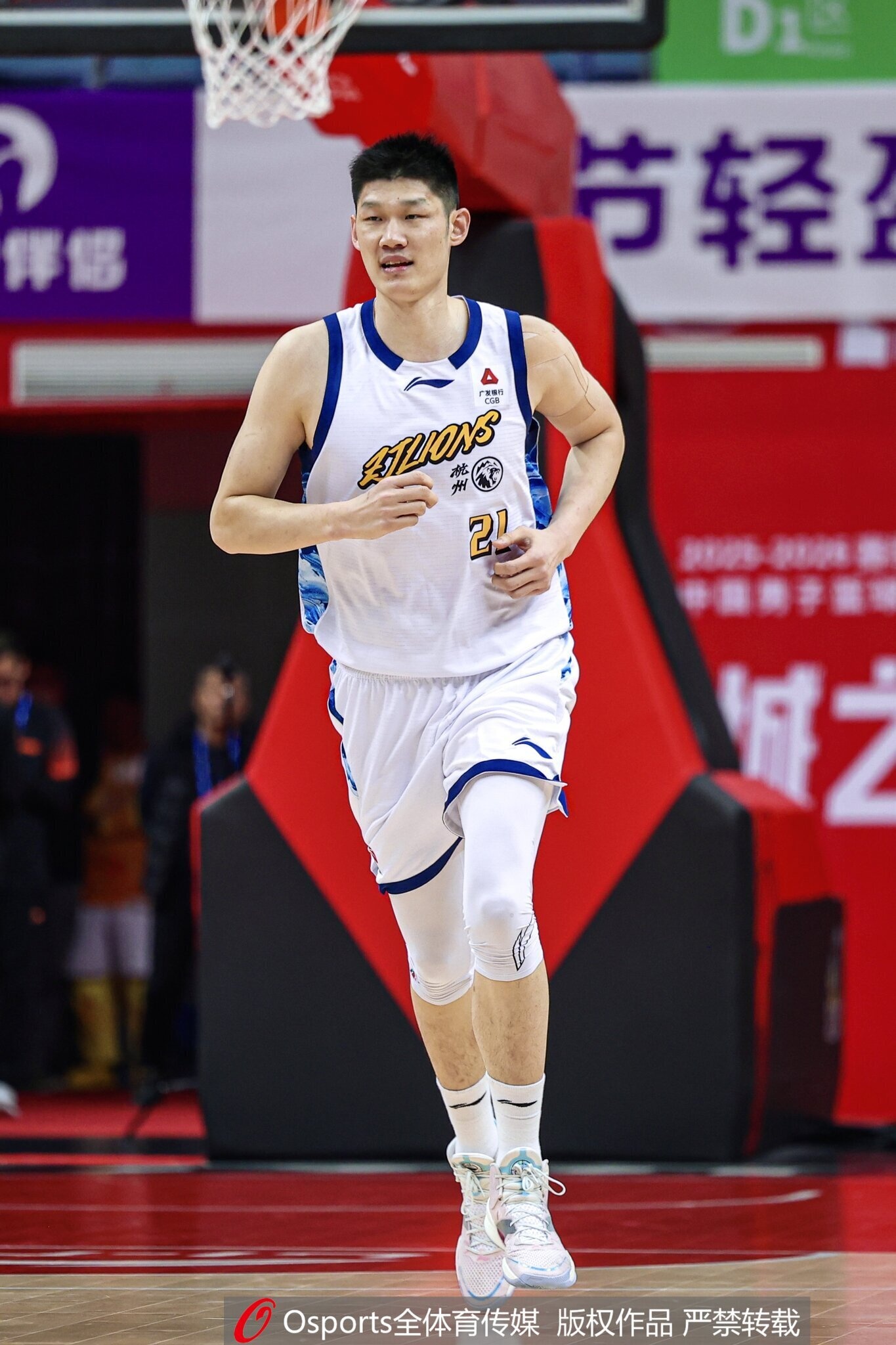 媒体人:我一直说大秋不可能来山西 大家被自媒体忽悠一直抱有期望