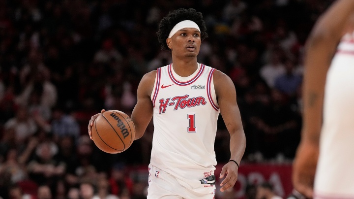 火箭媒体人: 没投篮的阿门是火箭版哈特 有投篮就是联盟前十 火箭媒体人: 没投篮的阿门是火箭版哈特 有投篮就是联盟前十