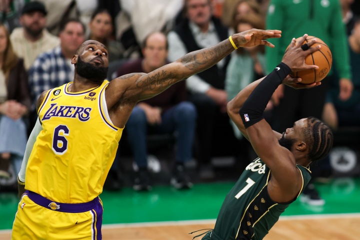 骑士GM：如果我们休赛期执意迎回詹姆斯 会让未来付出沉重代价